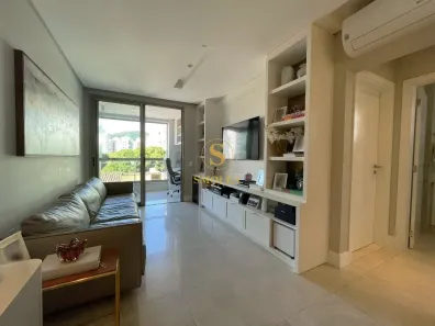 Apartamento com 2 Quartos à venda, 74m² no Centro, Florianópolis