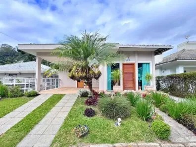 Casa de Condomínio com 4 Quartos à venda, 282m² no Cascata do Imbuí, Teresópolis