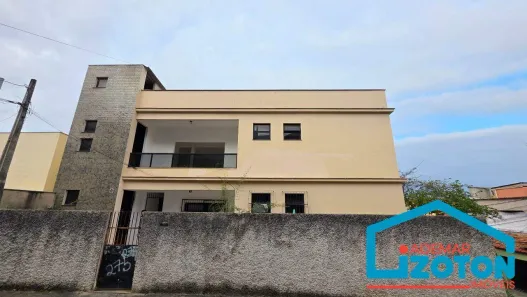Apartamento com 3 Quartos para alugar, 90m² no São Francisco, Cariacica
