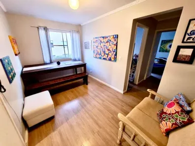 Apartamento com 2 Quartos à venda, 45m² no Coqueiros, Florianópolis