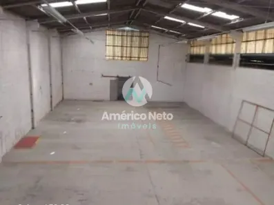 Galpão/Depósito/Armazém para venda ou aluguel, 950m² no Dos Casa, São Bernardo do Campo