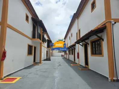 Casa de Condomínio com 2 Quartos à venda, 68m² no Centro, Bertioga