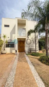 Sobrado com 3 Quartos à venda, 221m² no Parque Residencial Damha, Araraquara