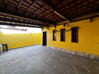 Casa com 3 Quartos à venda, 120m² no Jardim Riacho das Pedras, Contagem