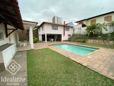 Casa com 3 Quartos à venda, 370m² no Bela Vista, Volta Redonda
