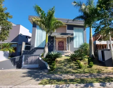 Casa de Condomínio com 3 Quartos para alugar, 350m² no Cidade Parquelandia, Mogi das Cruzes