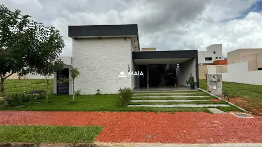 Casa de Condomínio com 3 Quartos à venda, 178m² no Estância dos Ipês, Uberaba