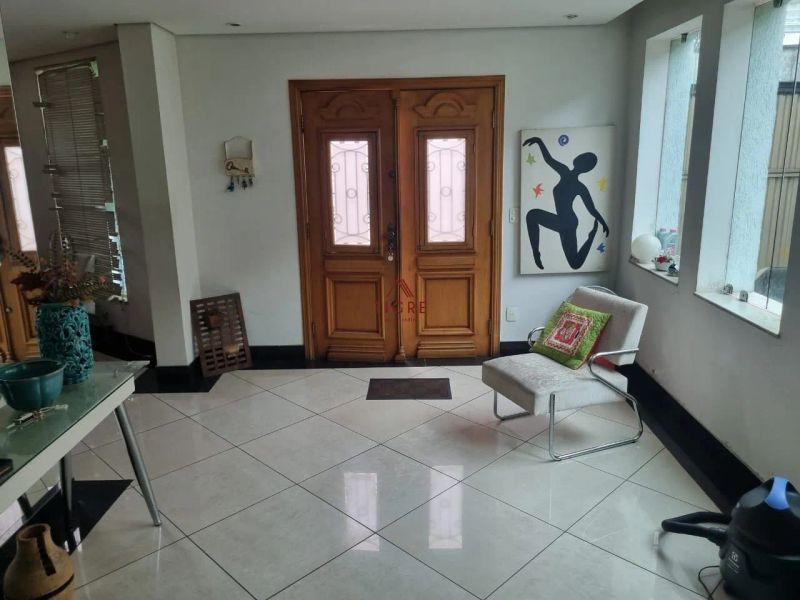 Casa com 4 quartos — Carlos Prates, Belo Horizonte
