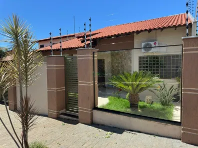 Casa com 3 Quartos à venda, 143m² no Henrique A Pereira, Ibiporã