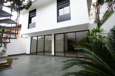 Casa com 3 Quartos à venda, 360m² no Granja Julieta, São Paulo
