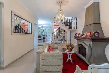 Sobrado com 4 Quartos à venda, 172m² no Parque Jaçatuba, Santo André