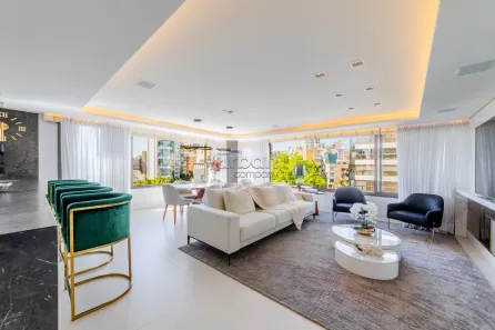 Apartamento com 3 Quartos à venda, 145m² no Petrópolis, Porto Alegre