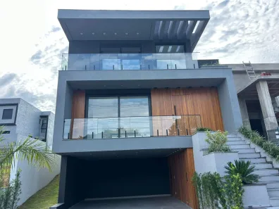 Casa com 3 Quartos à venda, 250m² no Centro, Gravataí