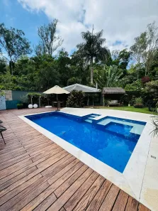 Casa de Condomínio com 4 Quartos à venda, 584m² no Jardim Indaiá, Embu das Artes