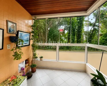 Apartamento com 2 Quartos à venda, 75m² no Coqueiros, Florianópolis