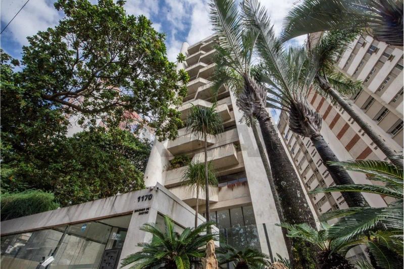 Apartamento com 4 quartos — Serra, Belo Horizonte