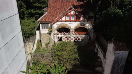 Casa com 12 Quartos à venda, 450m² no Copacabana, Rio de Janeiro