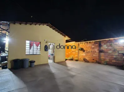 Casa com 2 Quartos à venda, 46m² no Jardim Marajó, Uberaba