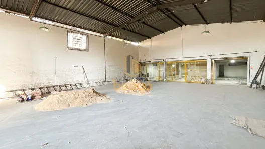 Galpão/Depósito/Armazém para alugar, 450m² no Parque Turistas, Contagem