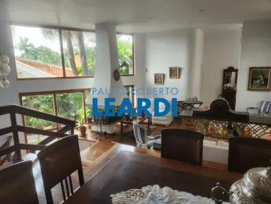 Sobrado com 4 Quartos à venda, 258m² no Jardim Leonor, São Paulo