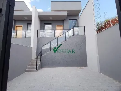Casa com 3 Quartos à venda, 77m² no Novo Centro, Santa Luzia