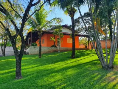 Fazenda/Sítio com 2 Quartos à venda, 110m² no Núcleo Urbano Bom Jardim, Jaguariúna