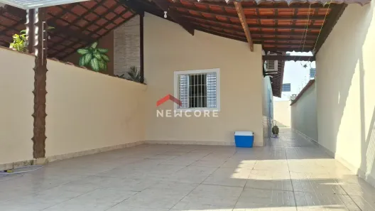 Casa com 2 Quartos à venda, 75m² no Balneario Araty, Mongaguá