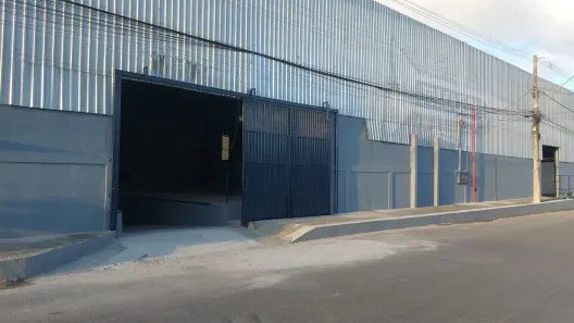 Galpão/Depósito/Armazém com 7 Quartos para alugar, 1332m² no Interlagos, Linhares