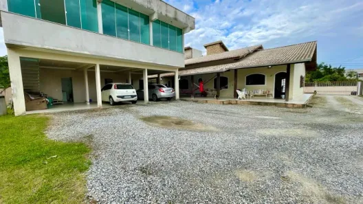 Casa com 3 Quartos à venda, 350m² no Centro, Camboriú
