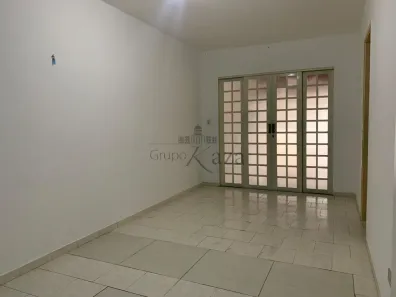 Casa com 3 Quartos para alugar, 94m² no Conjunto Residencial Trinta e Um de Março, São José dos Campos