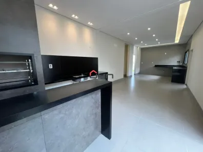 Casa com 3 Quartos à venda, 180m² no Novo Mundo, Uberlândia