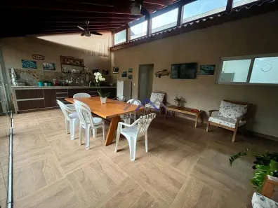 Casa com 2 Quartos à venda, 253m² no Horto Santo Antonio, Jundiaí