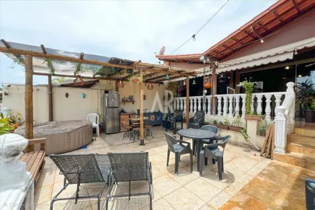 Casa com 3 Quartos à venda, 227m² no Santa Tereza, Belo Horizonte
