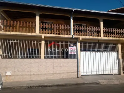 Casa com 4 Quartos à venda, 300m² no , Caeté