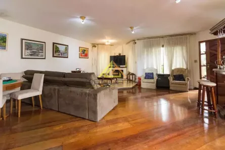 Casa com 5 Quartos à venda, 545m² no Vila Paulicéia, São Paulo