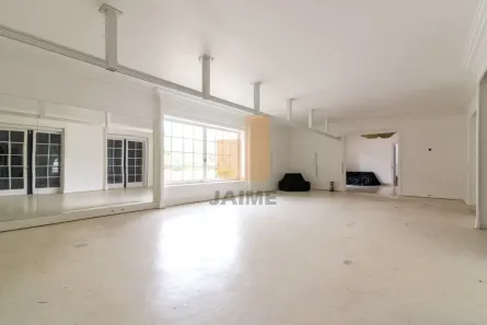 Casa com 5 Quartos à venda, 1379m² no Jardim Everest, São Paulo