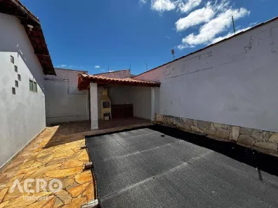 Casa com 3 Quartos à venda, 140m² no Núcleo Habitacional Mary Dota, Bauru