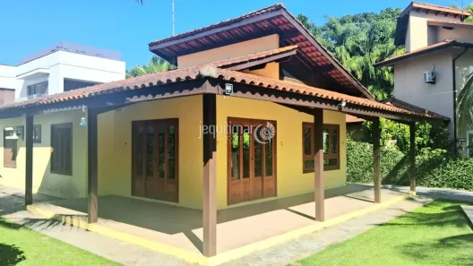 Casa de Condomínio com 3 Quartos para venda ou aluguel, 170m² no Balneário Praia do Pernambuco, Guarujá