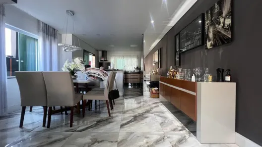 Sobrado com 4 Quartos à venda, 273m² no Laranjeiras, Caieiras