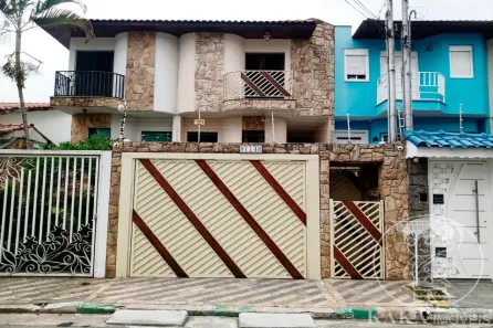 Casa com 3 Quartos à venda, 223m² no Jardim Textil, São Paulo