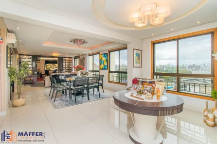 Apartamento com 3 Quartos à venda, 196m² no Passo da Areia, Porto Alegre