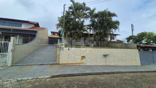 Casa com 3 Quartos à venda, 252m² no Fortaleza, Blumenau