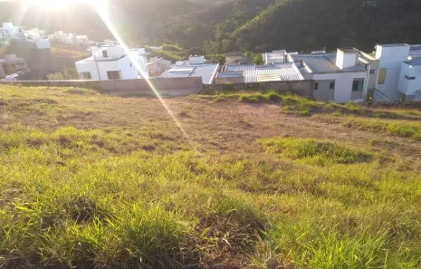 Lote/Terreno à venda, 420m² no Grama, Juiz de Fora