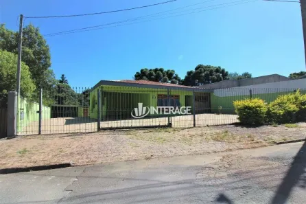 Casa com 3 Quartos à venda, 250m² no Butiatuvinha, Curitiba
