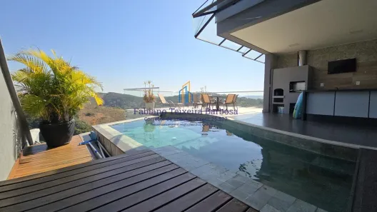 Casa com 4 Quartos à venda, 700m² no São Pedro, Juiz de Fora