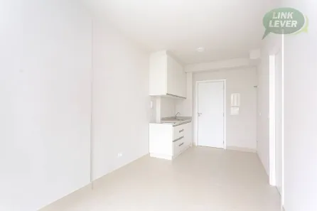Apartamento com 1 Quarto para alugar, 29m² no Portão, Curitiba