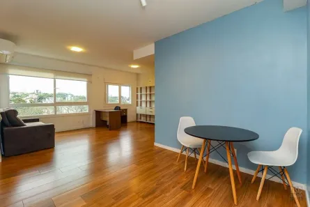 Apartamento com 2 Quartos à venda, 71m² no Jardim do Salso, Porto Alegre