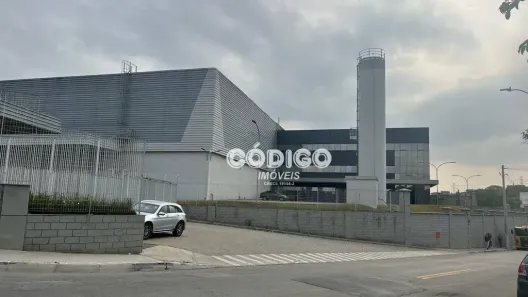 Galpão/Depósito/Armazém para alugar, 8222m² no Jardim Arapongas, Guarulhos