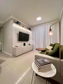 Apartamento com 2 Quartos à venda, 75m² no Barreiros, São José