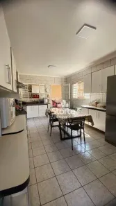 Casa com 3 Quartos à venda, 175m² no Planalto, Uberlândia